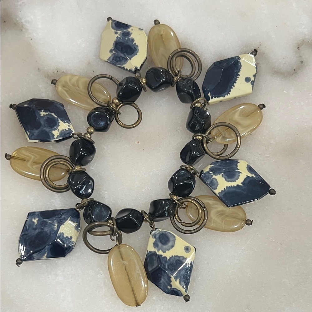 Vintage Retro Resin Blue and Cream Bracelet